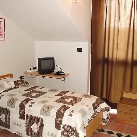 B&B I Tre Nuraghi มาโกแมร์ ห้อง รูปภาพ