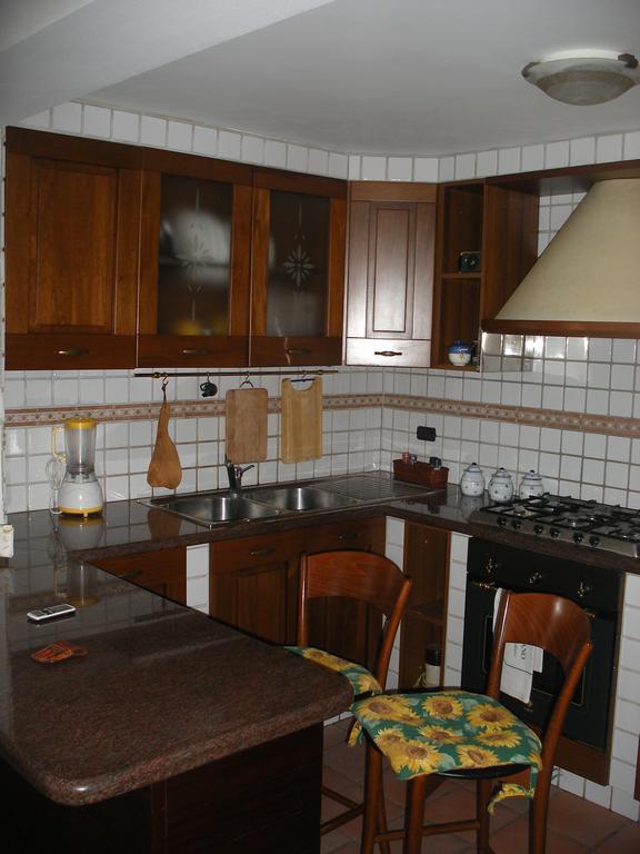 B&B I Tre Nuraghi มาโกแมร์ ภายนอก รูปภาพ